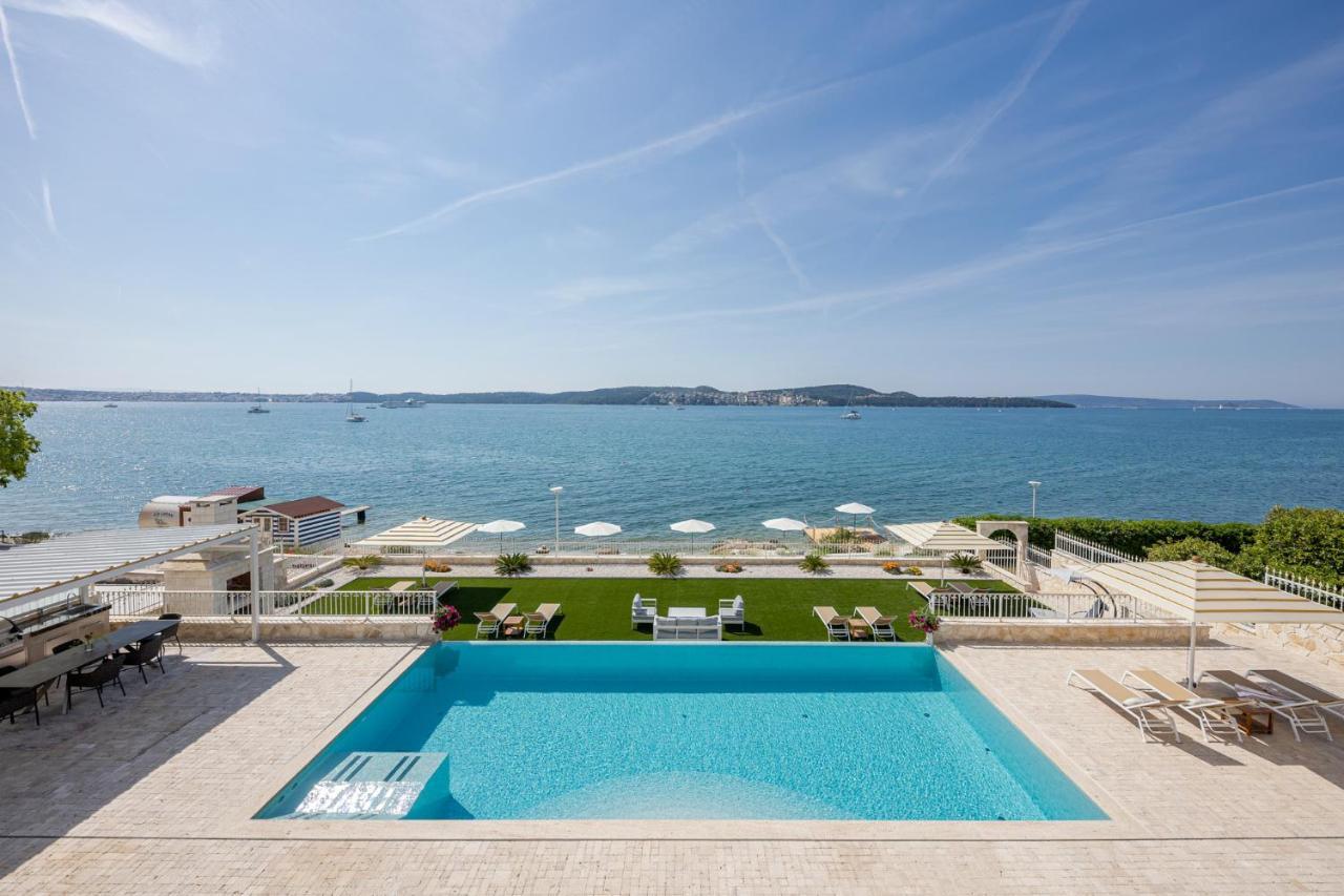 Villa Bella Vista Am Meer Трогир Экстерьер фото