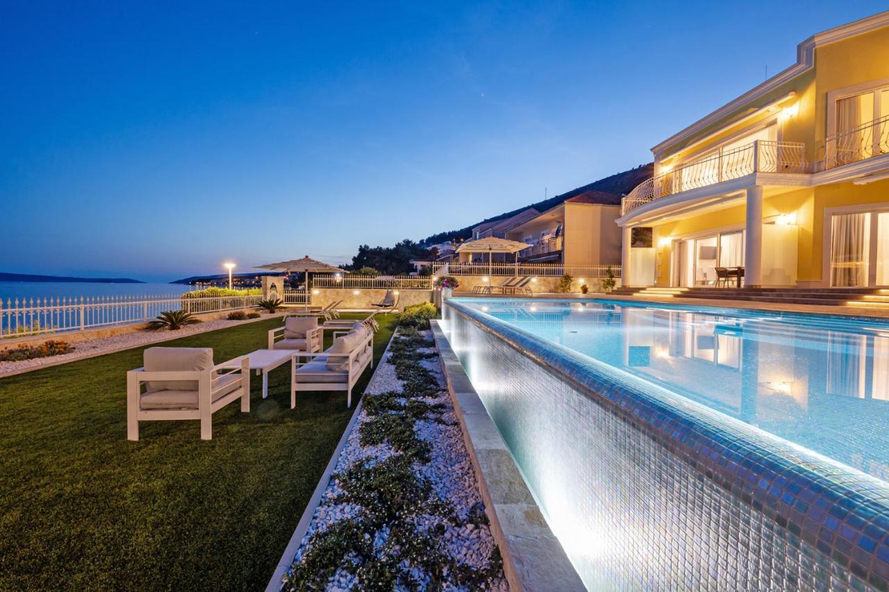 Villa Bella Vista Am Meer Трогир Экстерьер фото